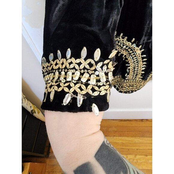 Size Small Boston Proper Crushed Black Velvet Gold Embellished Long Light Jacket - Picture 5 of 7